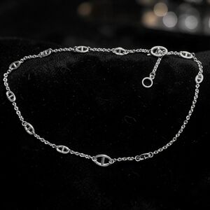 Silver Oval Link Necklace with Center Bar - Women Jewelry